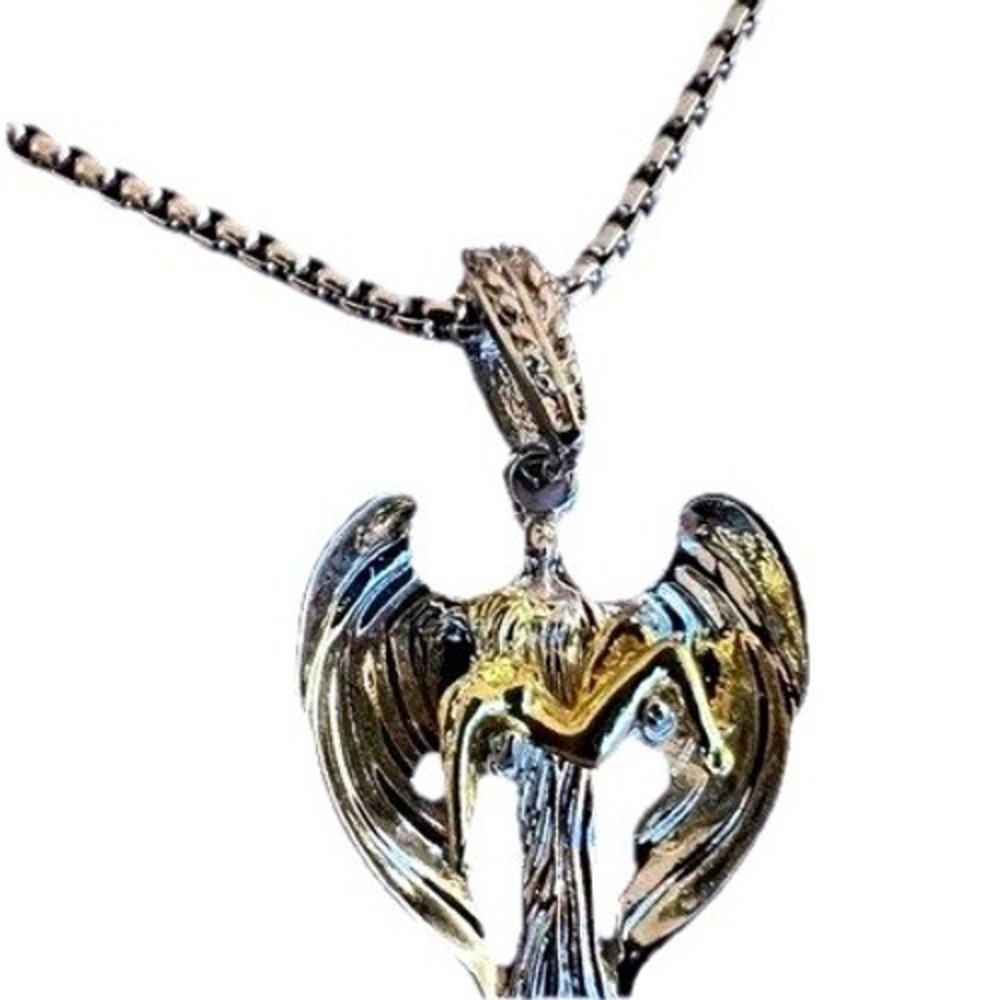 Angel Head Pendant Necklace‎ Silver Tone Gold Accents Box Chain 16